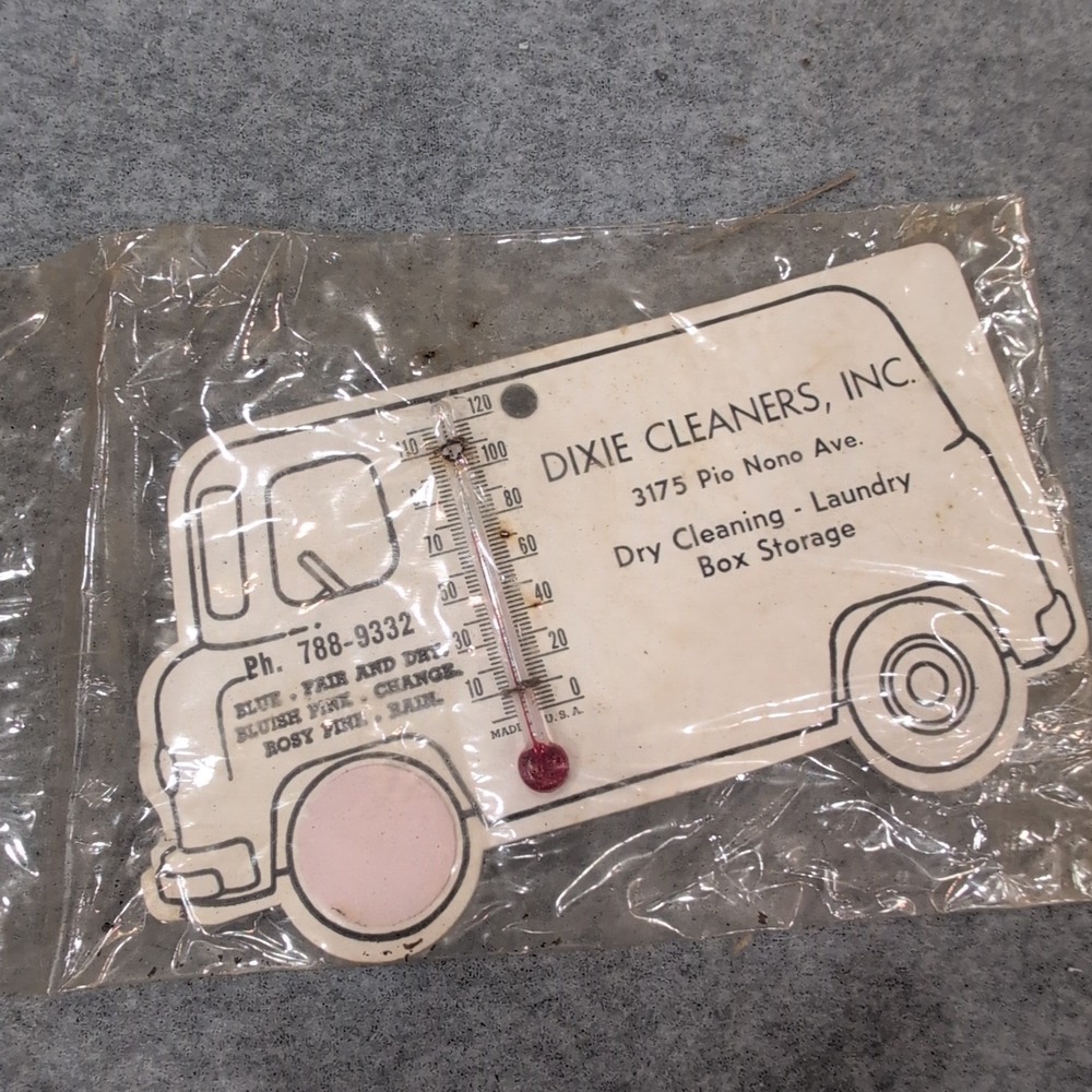 Vintage Dixie Cleaners Macon GA Advertising Truck Thermometer Weather Indicator - Picture 1 of 3